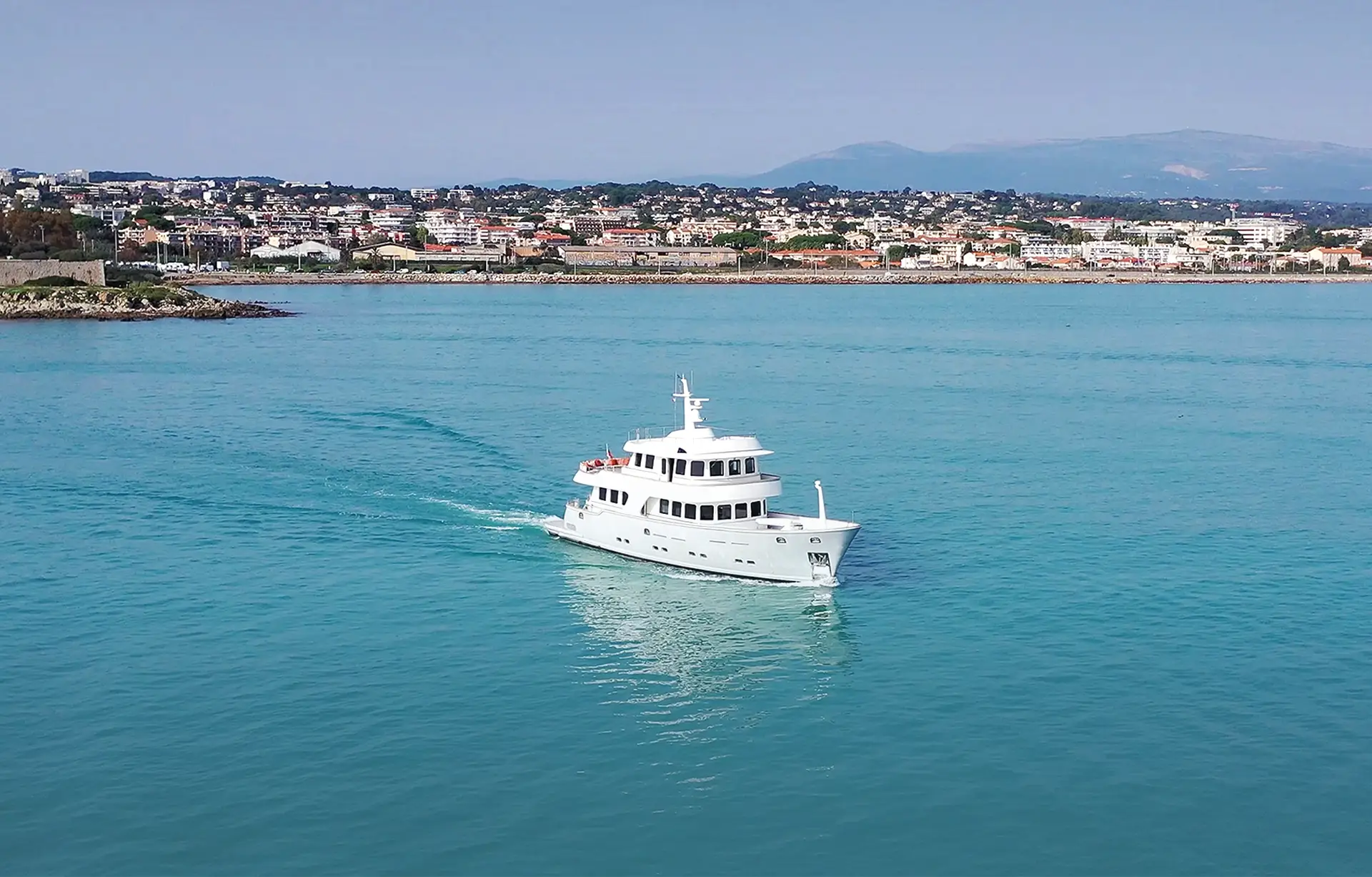 Terranova T88 yacht aerial view navigation